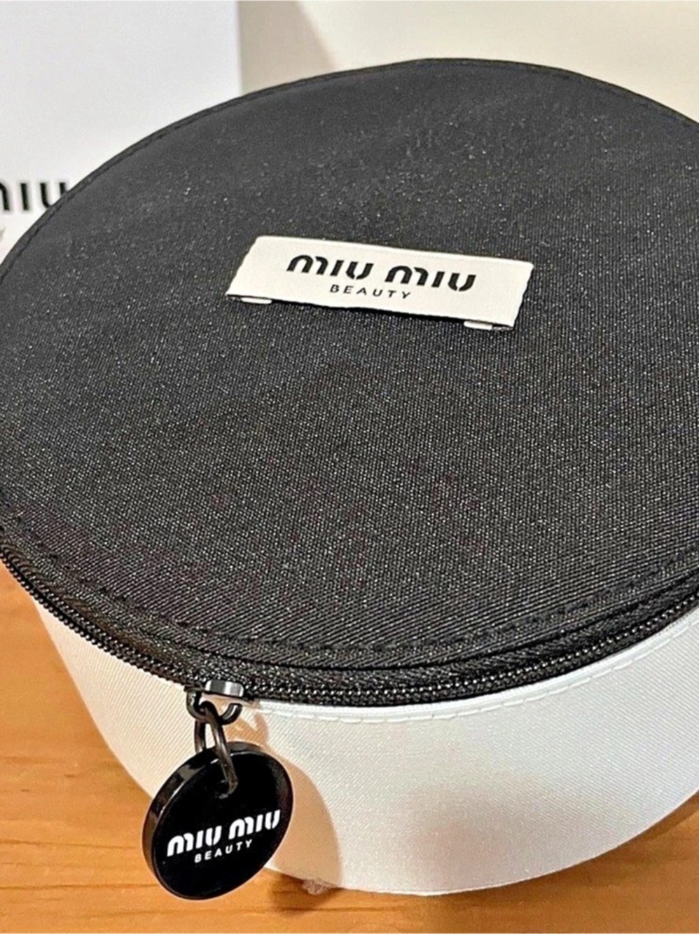 Miu Miu Beauty✨🤍🖤🩵 GWP Vanity Cosmetic Case in Black & White NWT